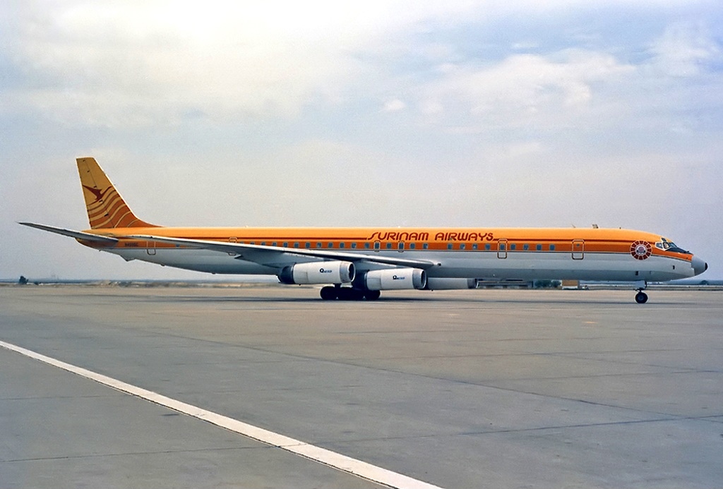 Douglas_DC-8-63,_Surinam_Airways_JP55884.jpg