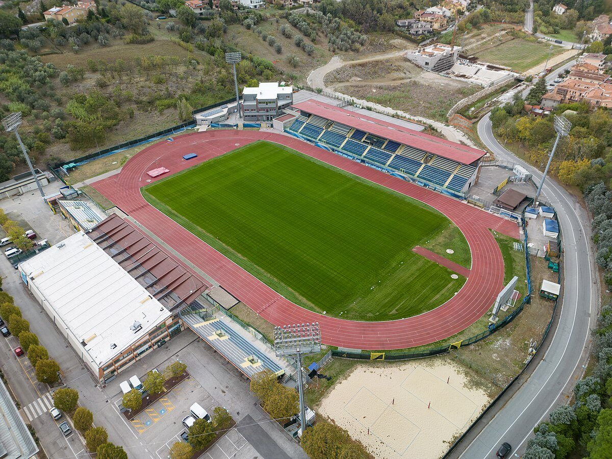 Stadio_Olimpico_(Serravalle).jpg 나라별 축구 국대 홈구장들 - UEFA 2편