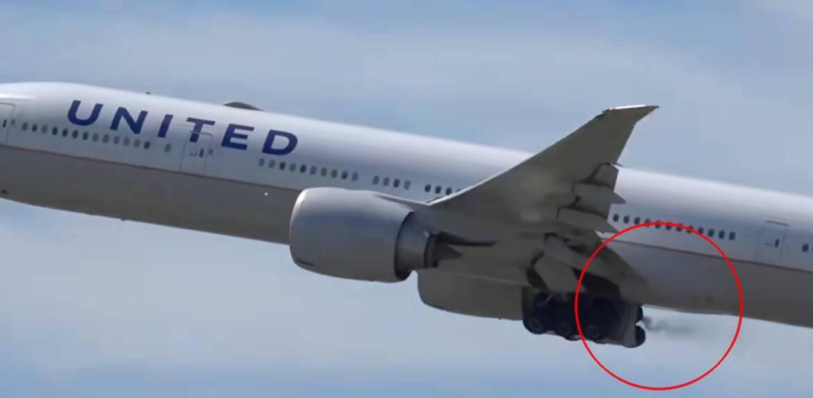 Hydraulic-leak-was-spotted-during-United-Boeing-777-300-take-off-to-San-Francisco-1170x573.jpg