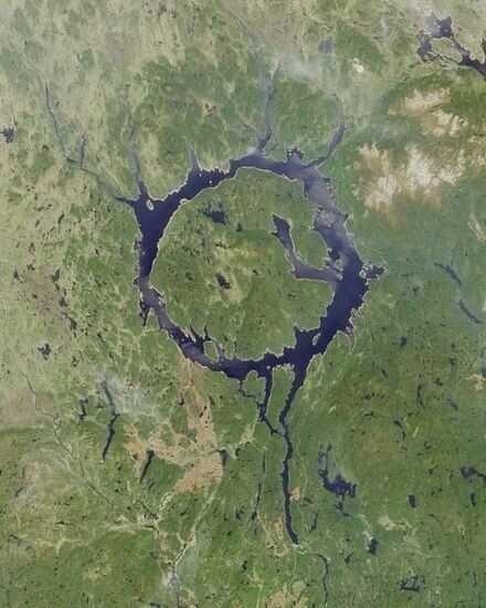 스웨덴 siljan ring 길이 52km.jpg 세계 곳곳의 운석 충돌구