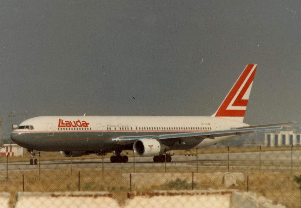 lauda-air-004-1.jpg