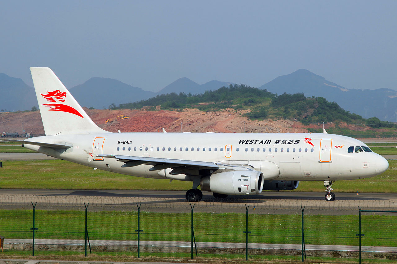 China_West_Air_Airbus_A319-133_B-6412_(8743374071).jpg
