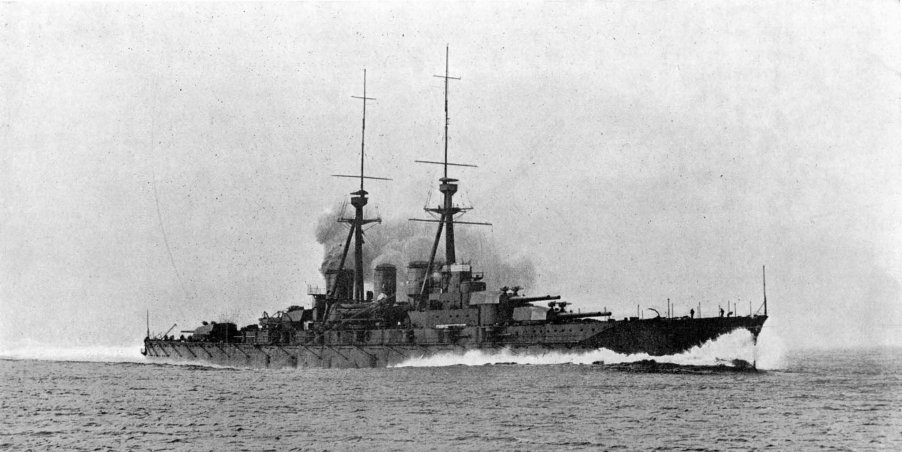 Japanese_battleship_Kongo.jpg 2차대전 당시 일본군 전함의 생존율ㄷㄷㄷㄷㄷㄷ