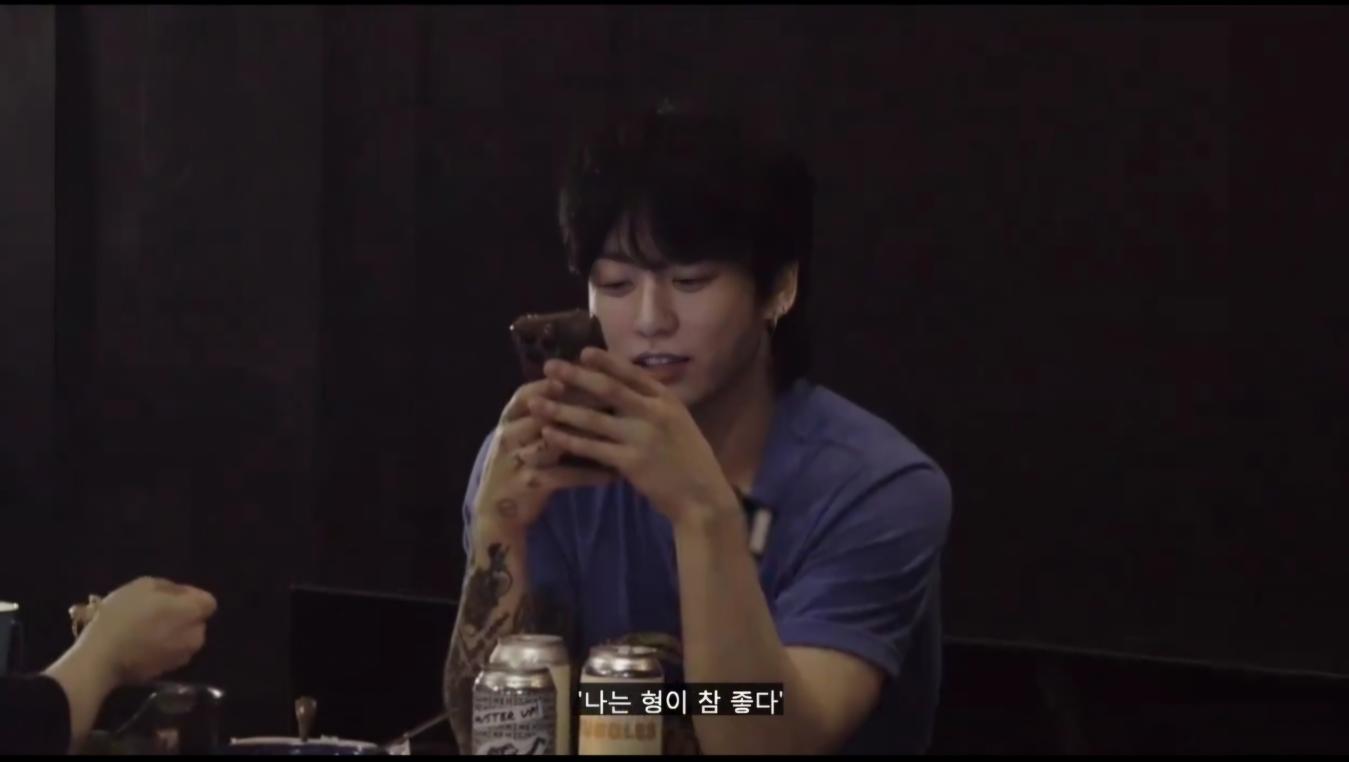 ㄱ 국뷔 태형이형 너무 귀엽지 않아요 | 인스티즈