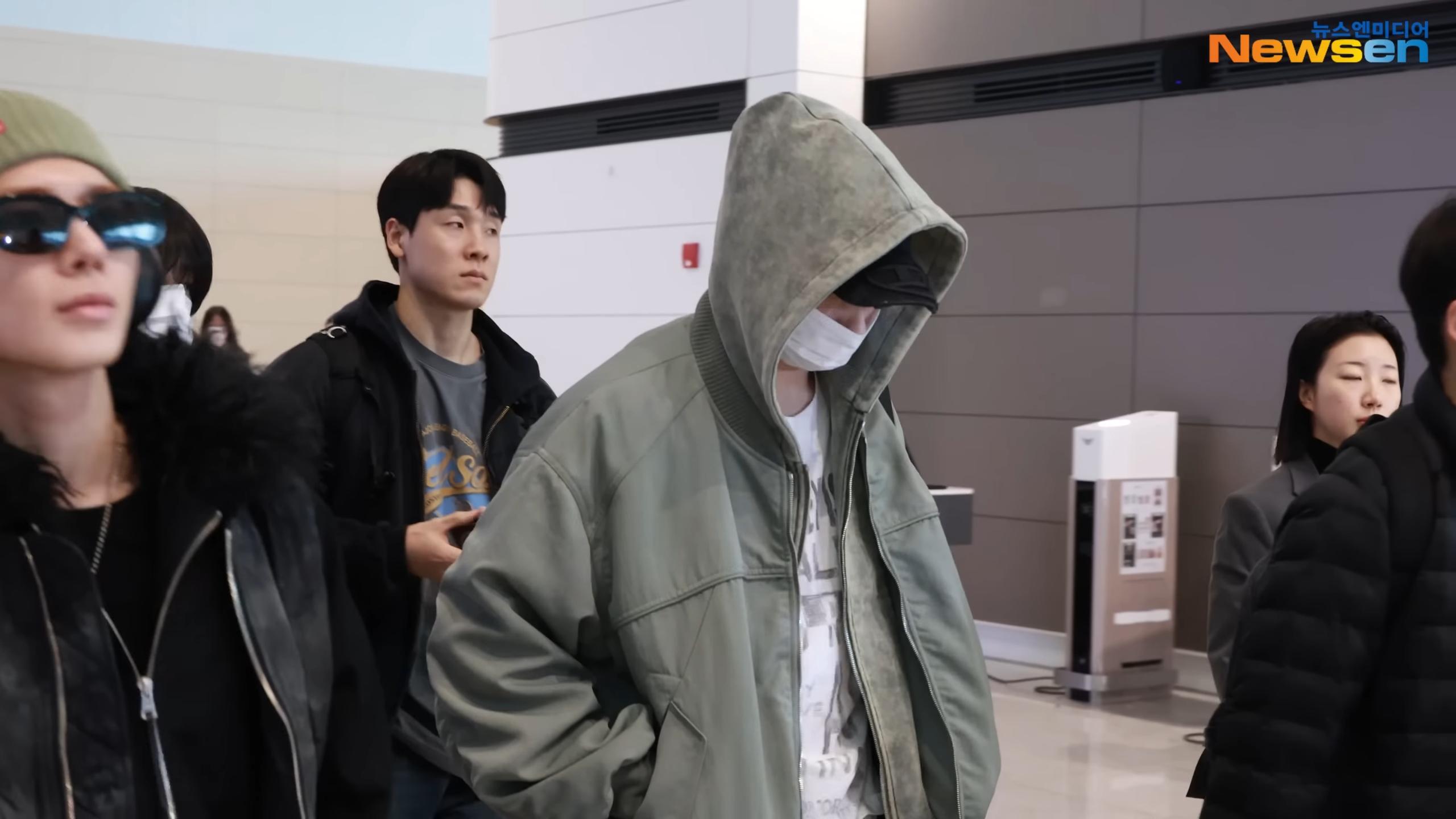 휴닝카이 공항패션 🩶 아우터 ❤️ 2번째 사진