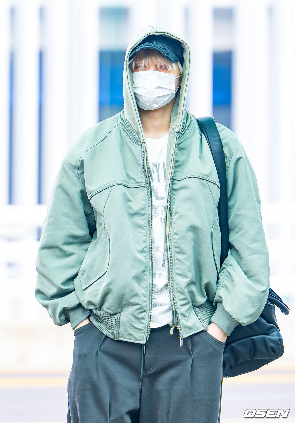 휴닝카이 공항패션 🩶 아우터 ❤️