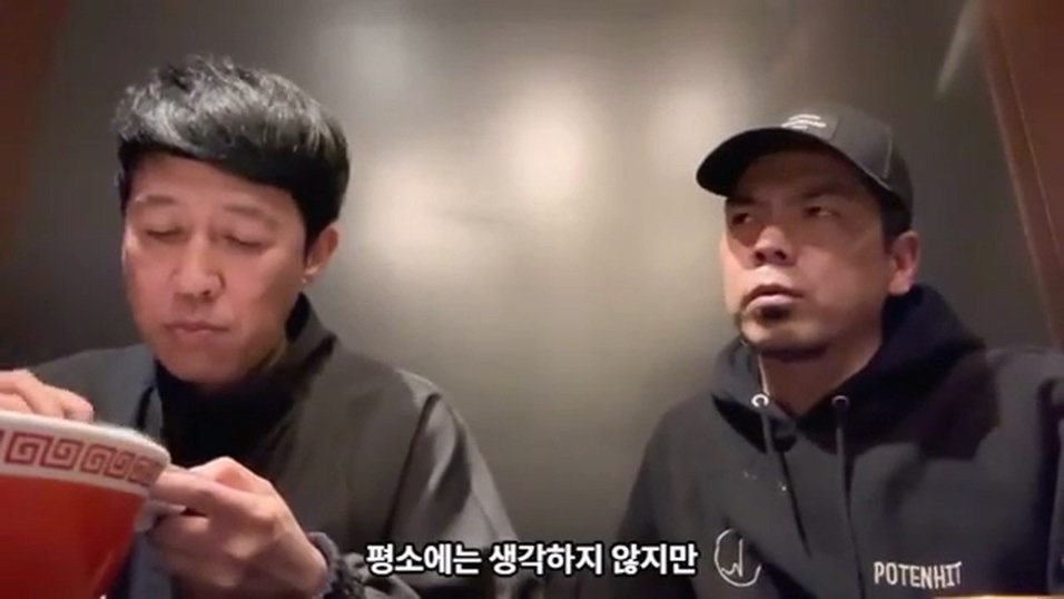 1 (11).jpg 케이팝 걸그룹 콘서트를 보고 현타가 왔다는 일본 개그맨 둘.jpg