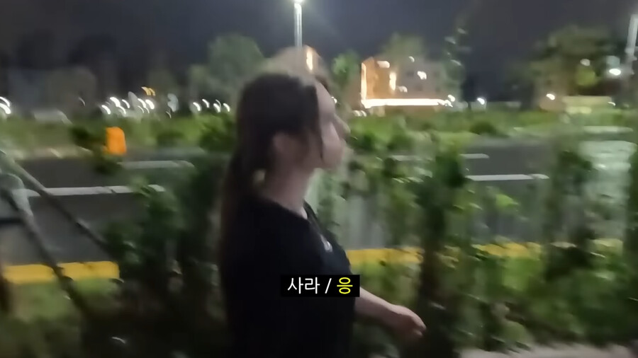 img/23/07/21/1897820a5717f633.png 한국남자랑 결혼한 프랑스 누나가 비와도 우산 안쓰는 이유 ㄷㄷㄷㄷ...jpg 한국남자랑 결혼한 프랑스 누나가 비와도 우산 안쓰는 이유 ㄷㄷㄷㄷ...jpg