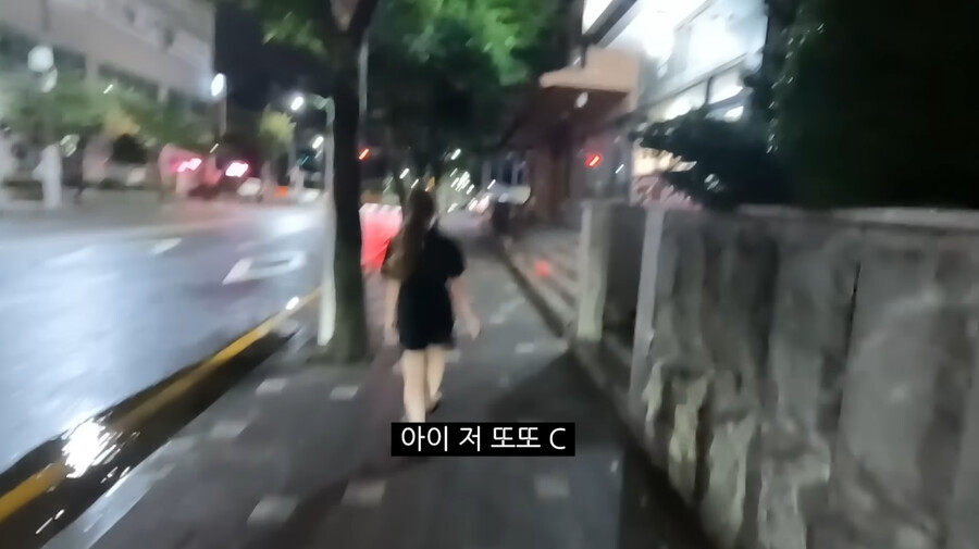 img/23/07/21/189782095ff7f633.png 한국남자랑 결혼한 프랑스 누나가 비와도 우산 안쓰는 이유 ㄷㄷㄷㄷ...jpg 한국남자랑 결혼한 프랑스 누나가 비와도 우산 안쓰는 이유 ㄷㄷㄷㄷ...jpg