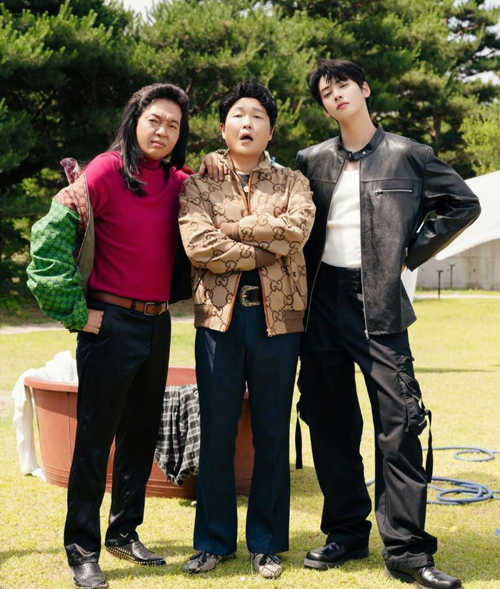 CPfPVk.png 차은우만 다른 차원에 있다는 사진 ㄷㄷㄷ