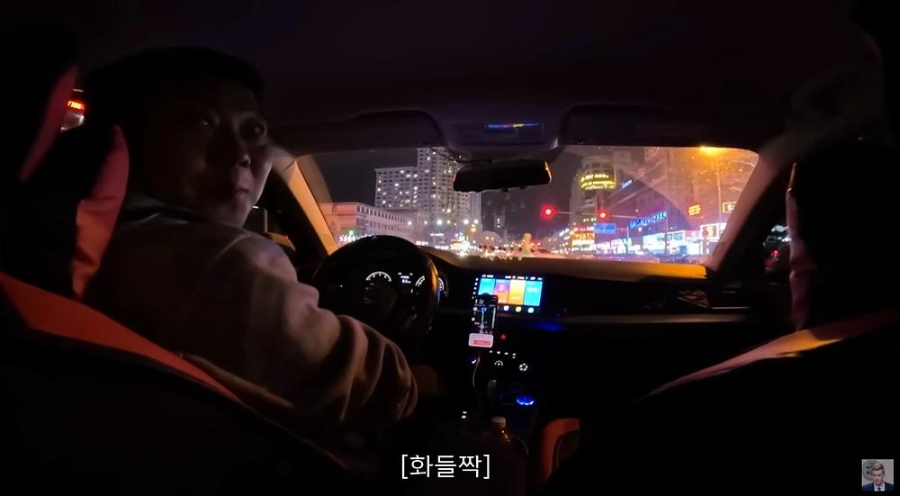 요즘 한국사람들 요렇게 생겼습니다2.webp.jpg