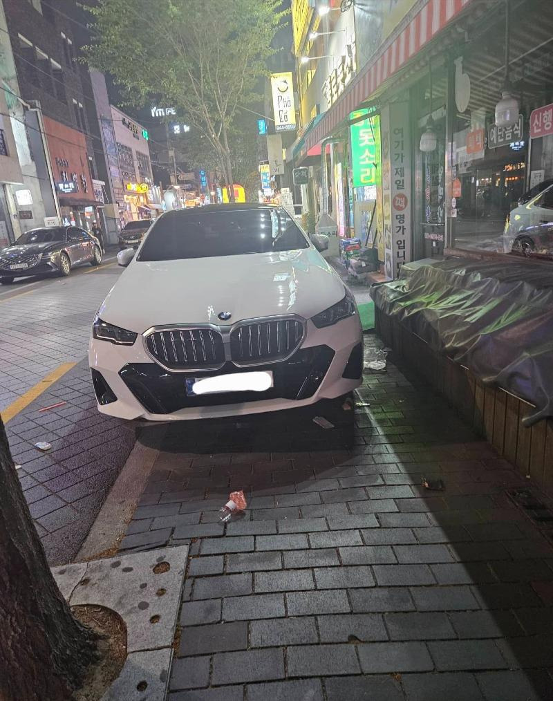 대구 동성로 인도 주차 95대 신고12.jpg