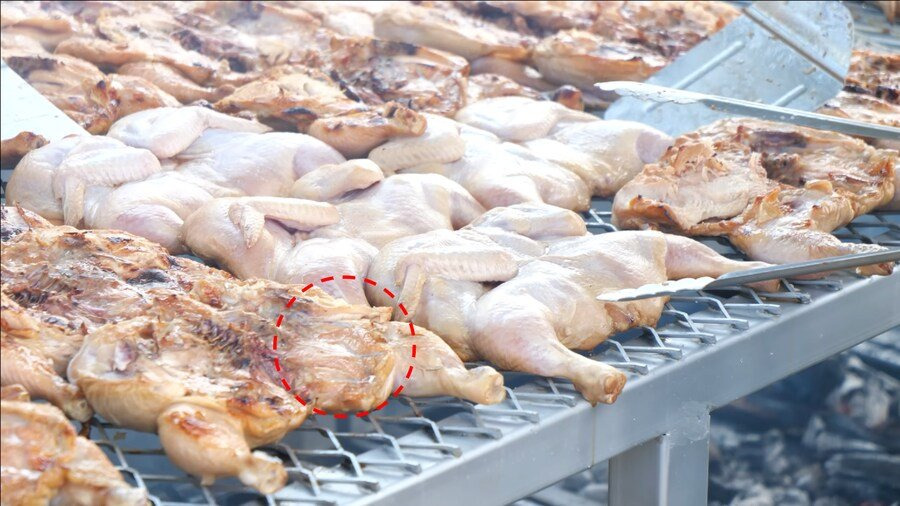 백종원 예산축제 페인트 묻은 치킨 판매 의혹3.jpg