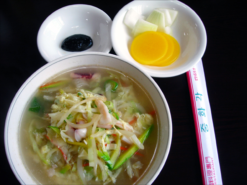 한때 인기많았던 중식 우동 한때 인기많았던 중식 우동